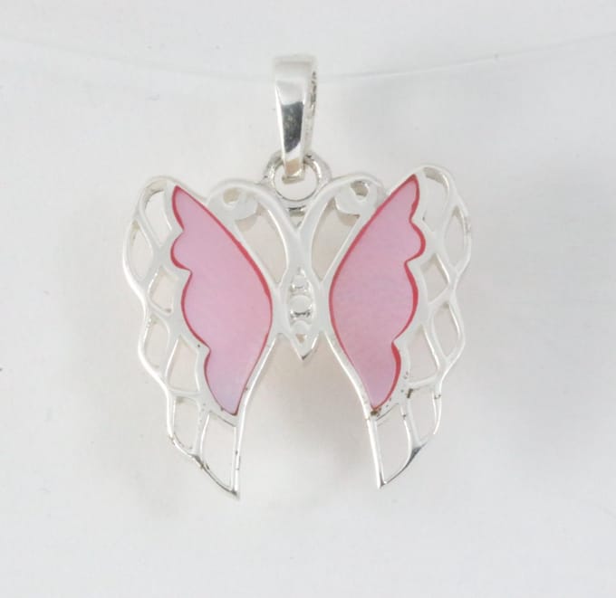 Fijne zilveren vlinder hanger met roze parelmoer