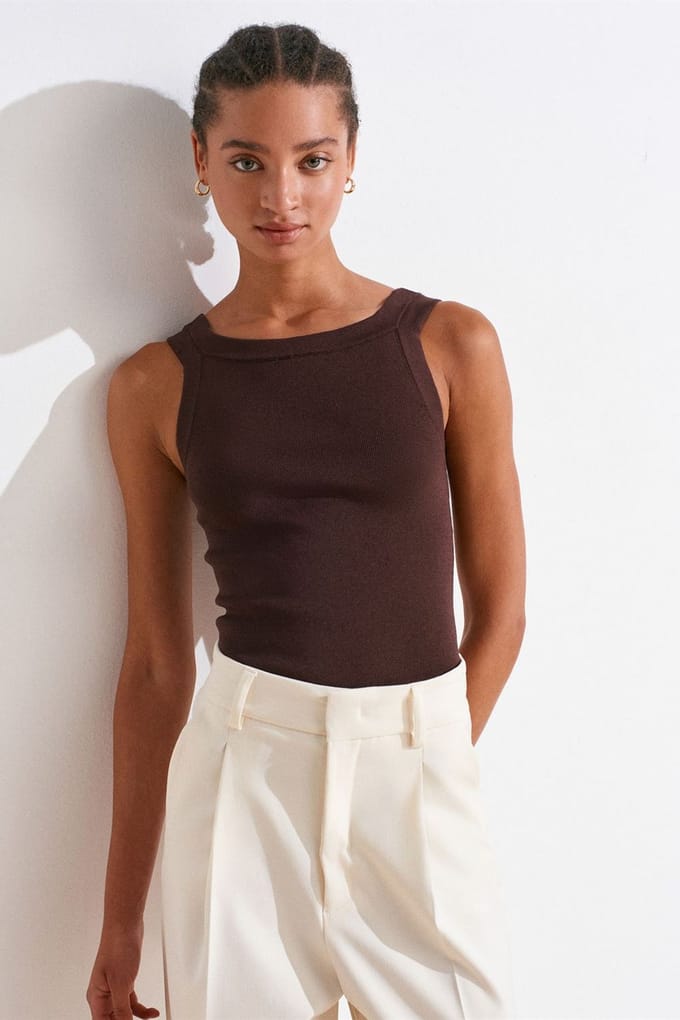 Mouwloze Geribbelde Blouse met Rechthoekige Halslijn