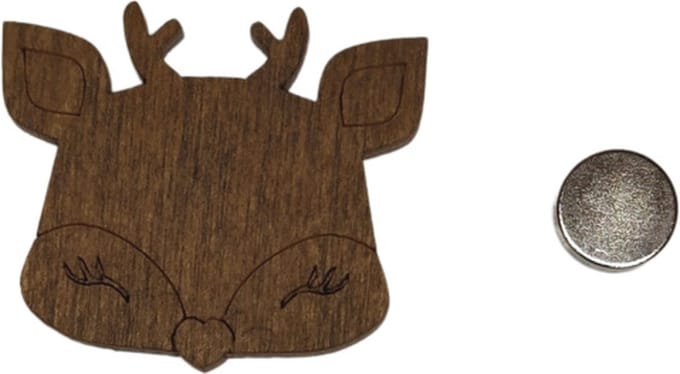 Houten Naaldenmagneet Hertje