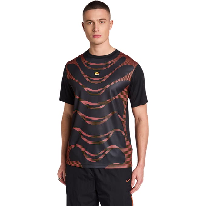 Nike Tuned T-shirts Heren - Zwart - Maat M