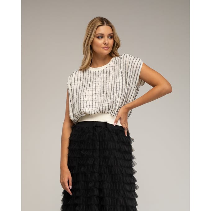 Mouwloze gebreide mesh top
