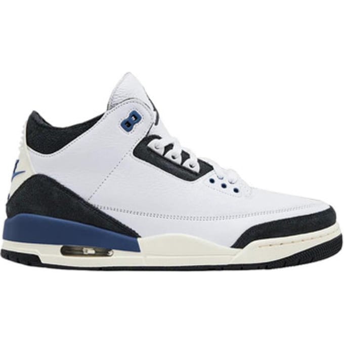 Lage Sneakers Nike Baskets Air Jordan 3 cuir tannée blanc