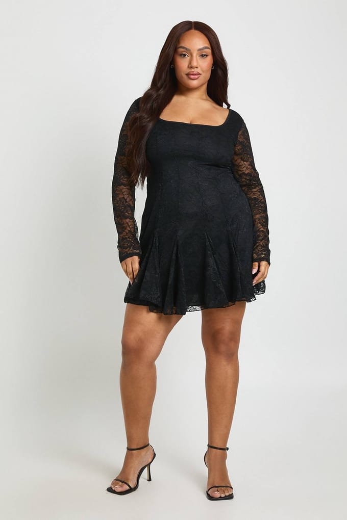 boohoo Dames Plus Kanten Godet Skater Mini Jurk | Black | Maat: 22