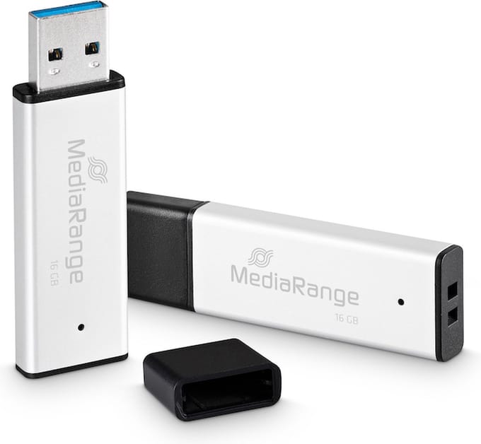 MediaRange | USB Stick | 16 GB | USB 3.0 | High Performance | 130 MB/s