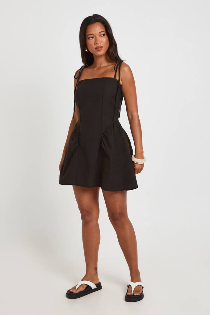 boohoo Dames Linnen Skater Jurk Met Strikbandjes | Zwart | Maat: 36