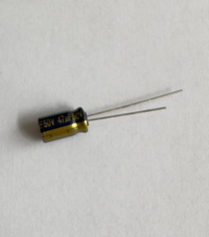 Condensatoren Panasonic 47uF / 50Volt | 6x11,2mm | 5 stuks