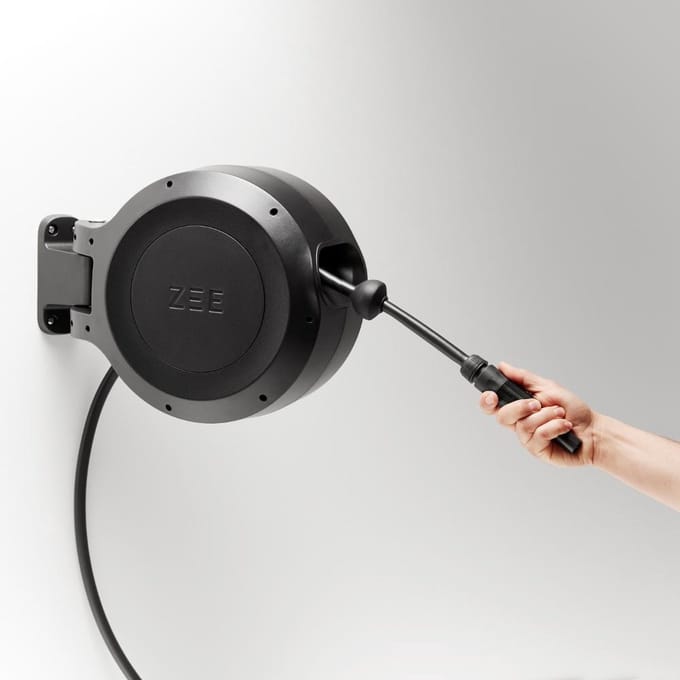 ZEE Mirtoon slanghaspel 10m zwart - Wandslangenbox - Inclusief slang - Inclusief roll-up