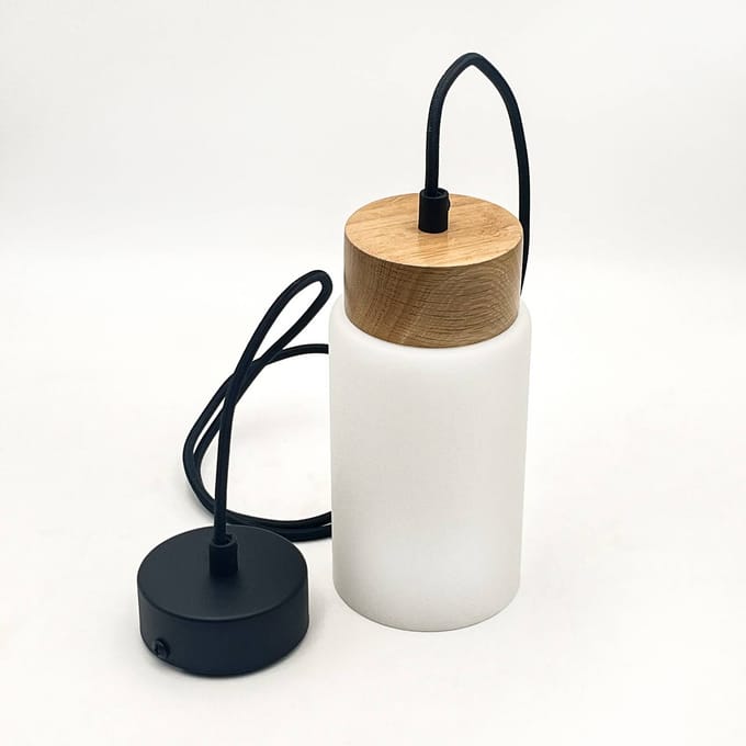 Lamkur Markus hanglamp, opaalglas/eikenhout, Ø 9,5 cm, E27
