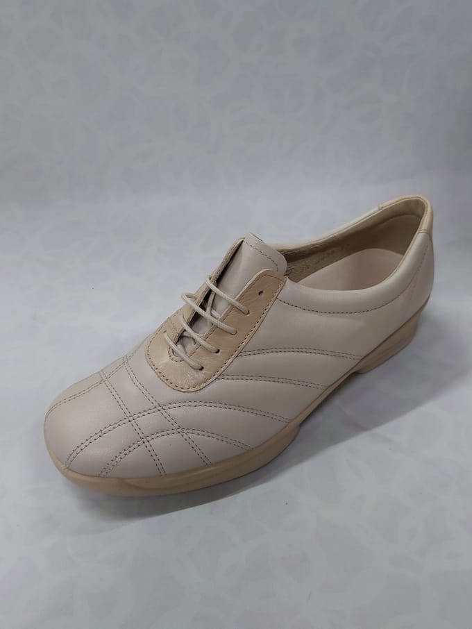 ROHDE 1059 / veterschoenen / off wit / maat 4,5 (37)