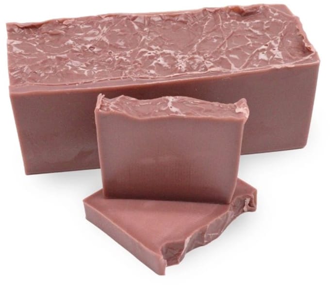 Rojafit - Natuurzeep - Handgemaakt - Framboos & Vanille - Plak van +/- 100 gram.