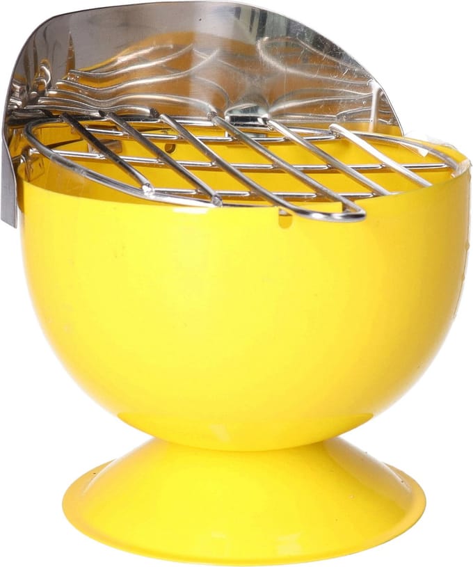 Excellent Houseware Asbak - in BBQ vorm - metaal - 12 cm - geel - voor binnen / buiten