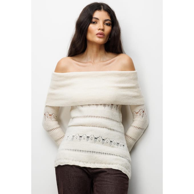 Off-shoulder Gerepte Trui met Uitsnijdingen