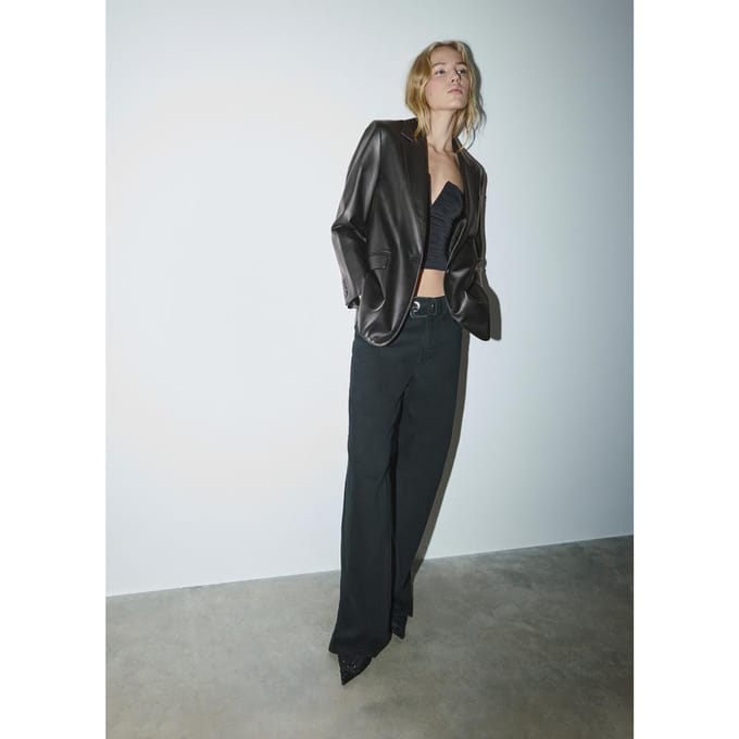 Stradivarius Regular fit blazer met leereffect  Zwart M