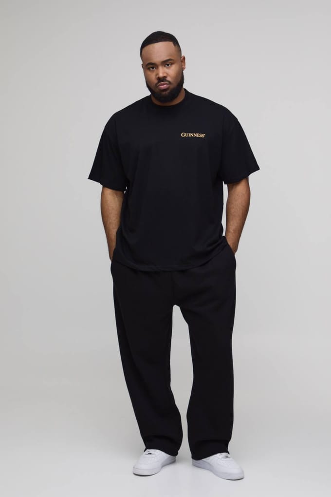 Plus Zwart Oversized Extended Neck Guinness License Bedrukt T-Shirt | Black | Size 2XL