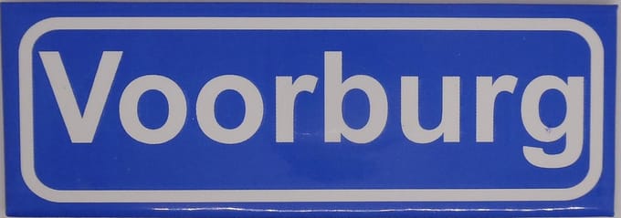 Souv© - magneet plaatsnaambord Voorburg