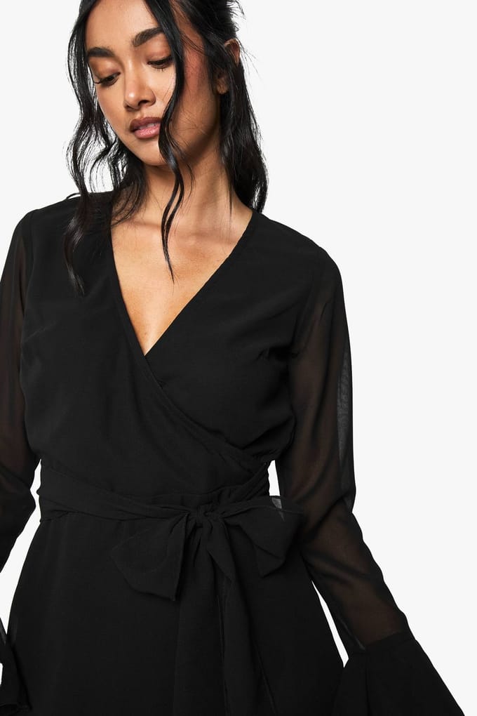 boohoo Dames Flair Mouw Chiffon Wrap Mini Jurk | Black | Maat: 8