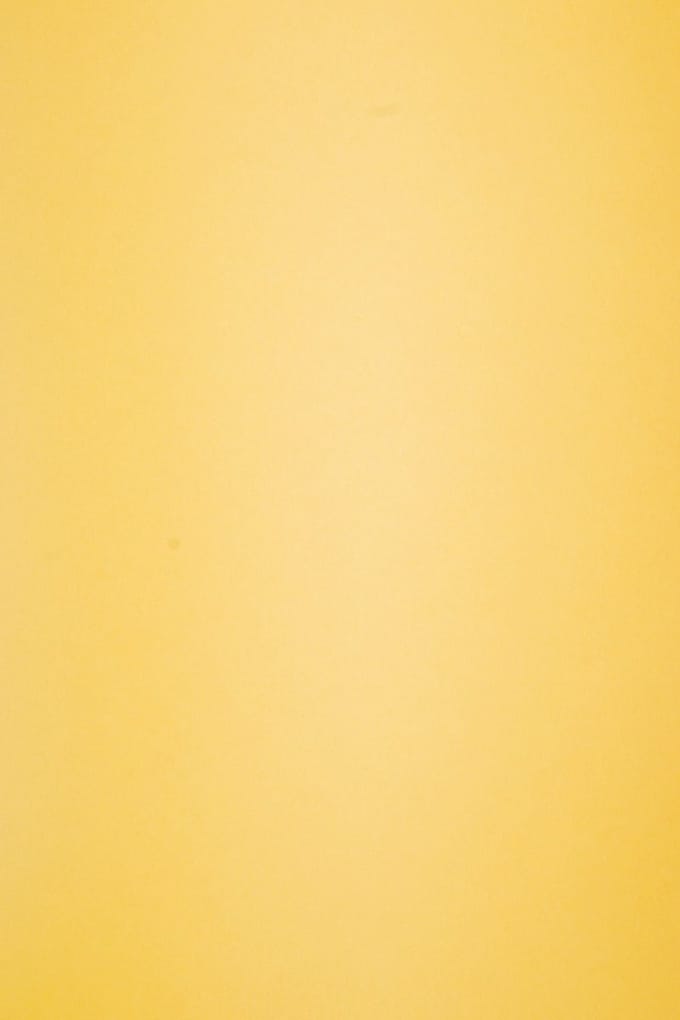 Netuno - geel glad gekleurd papier - A4 - 21 x 29,7 cm - 50 vellen - 80 gram - Circolor Saffron