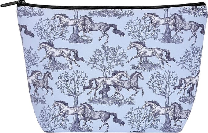 Toilettas " Blue Toile " Large