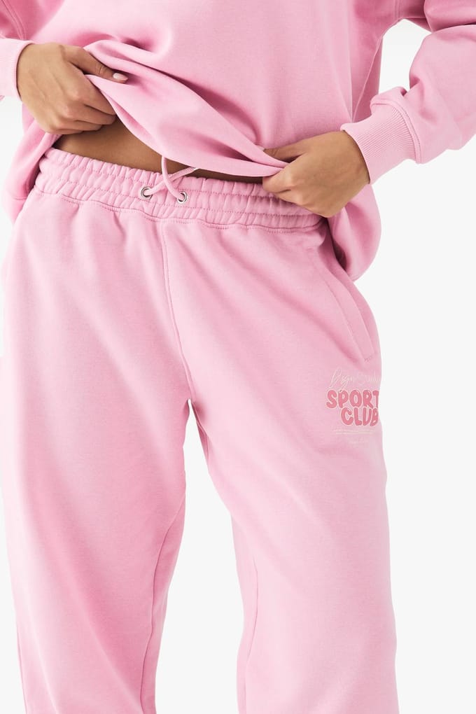 boohoo Dames DSGN Studio Sports Bubble Slogan Oversized Jogger | Pink | Maat: XS