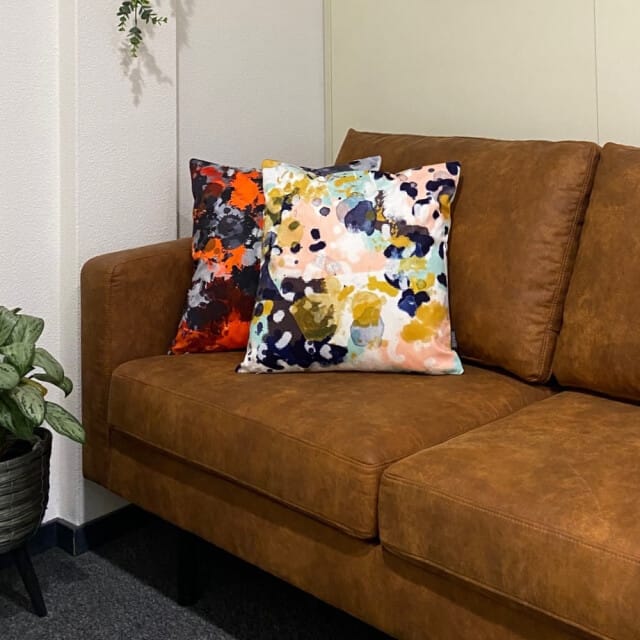 Gek op kussens! Sierkussen paint splatters #1 | 45 x 45 cm | katoen/polyester