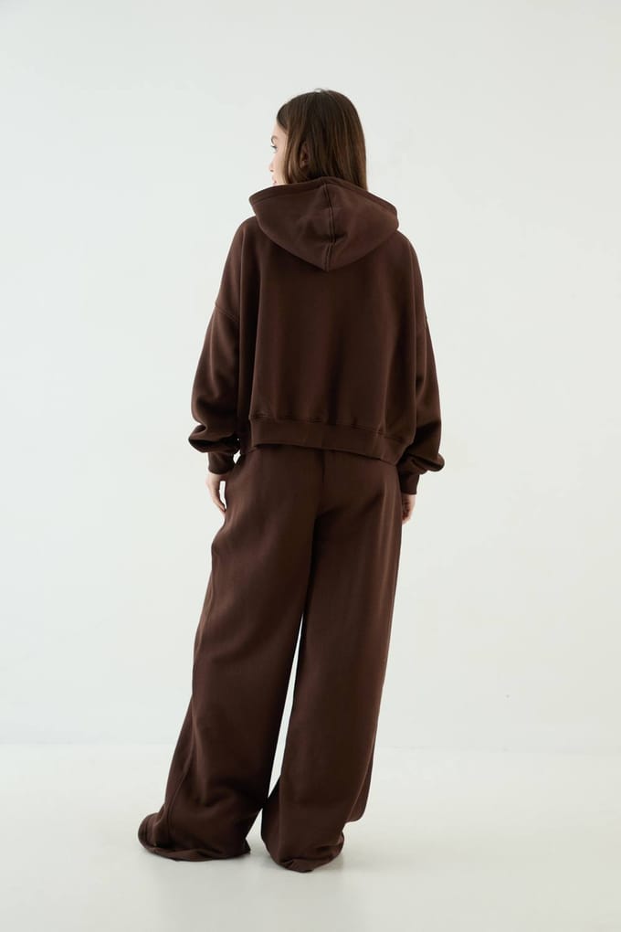 Dames Dsgn Studio Collegiate Bedrukte Boxy Hoodie Met Rits | Dark Chocolate | Maat: Medium