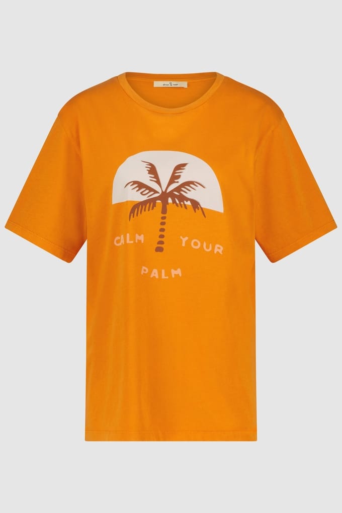 Circle of Trust Coco Tee Calm Your Palm Maat: S | Tops Outlet | Dames | Oranje