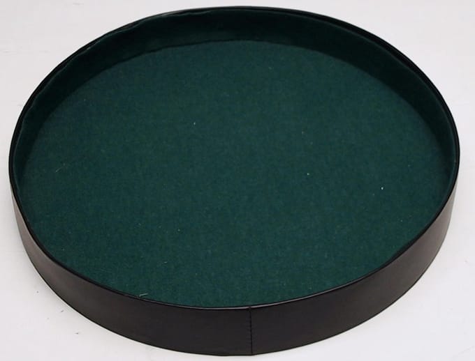 HOT Games dobbelpiste zwart vinyl dobbelsteen accessoire 26cm.