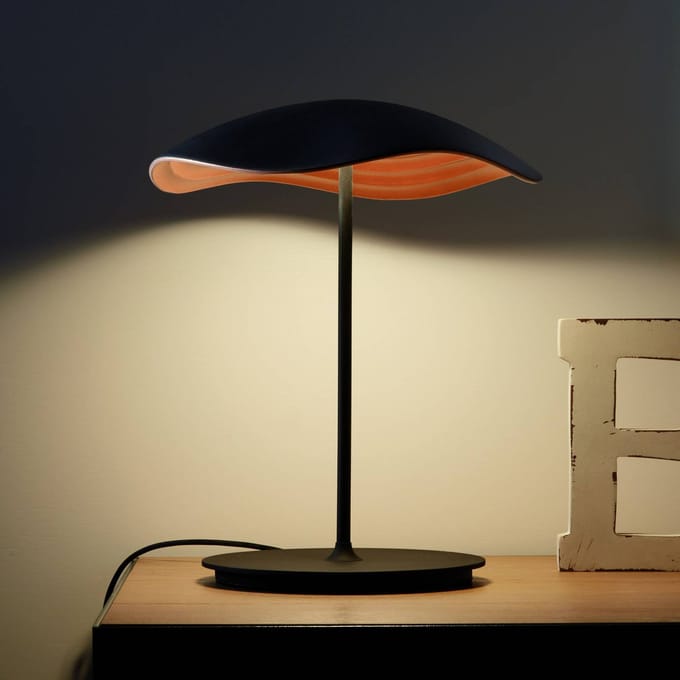 Bover LED tafellamp Valentina M/29, zwart/koper-kleurig