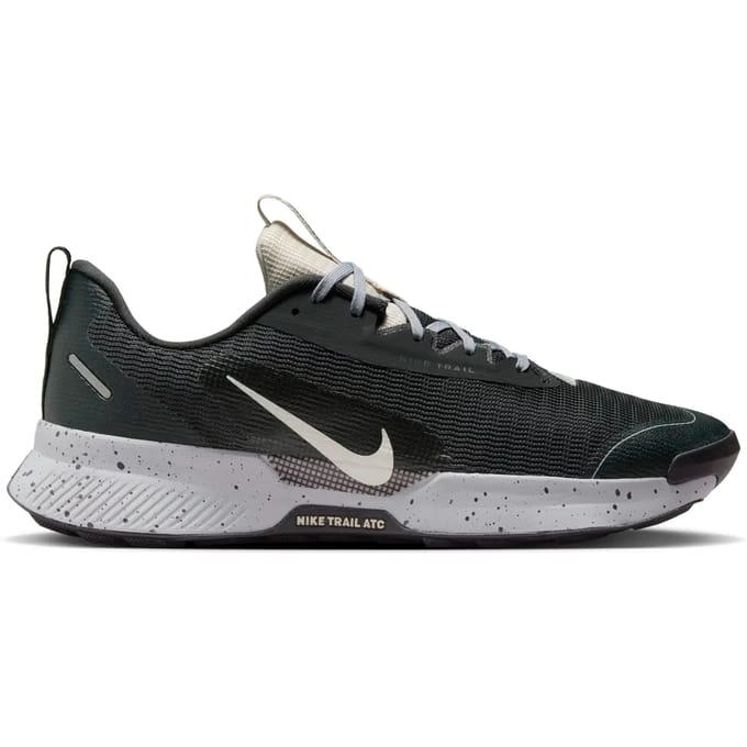 Trailschoenen Nike Juniper 3