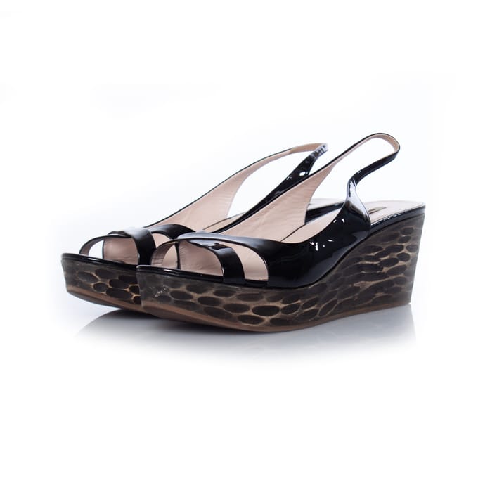 Miu Miu, slingback sandalen van lakleer