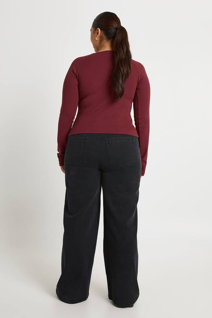 boohoo Dames Plus Elastische Taille met Zak Detail Wijdpijp Jeans | Washed Black | Maat: 28