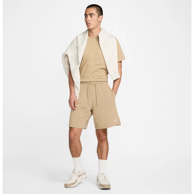 Korte Nike Club
