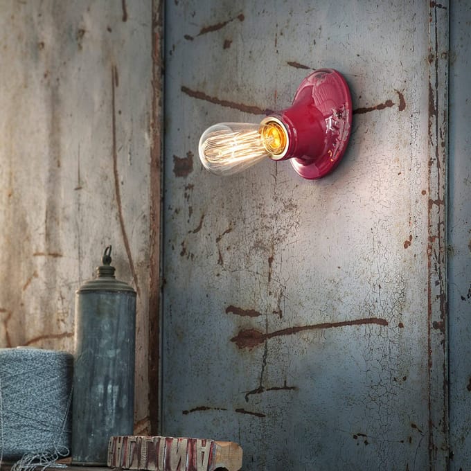 Ferroluce C115 wandlamp in vintage stijl wijnrood