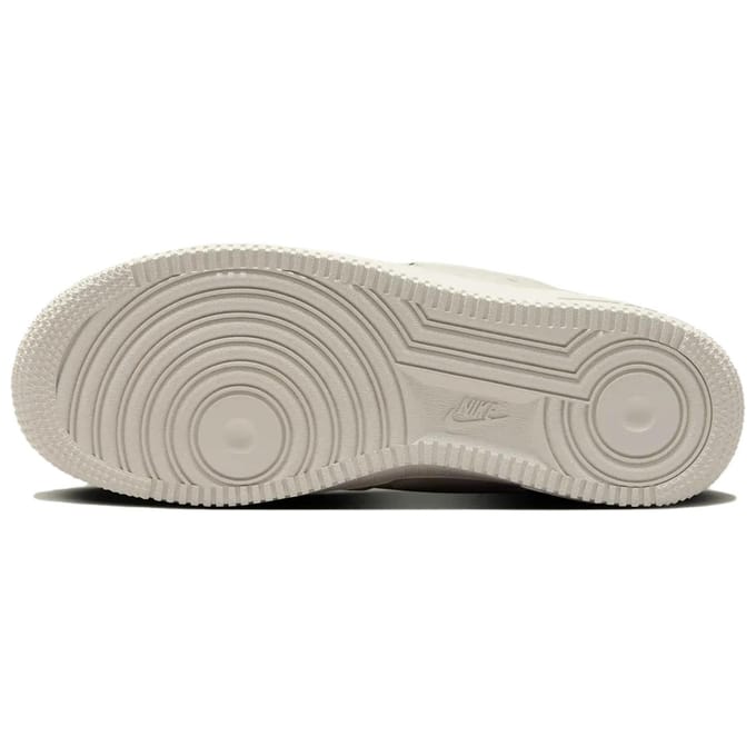 Nike   Air Force 1 07 Blanc Os Clair Baskets Femme Crème HV4406-001 40 white