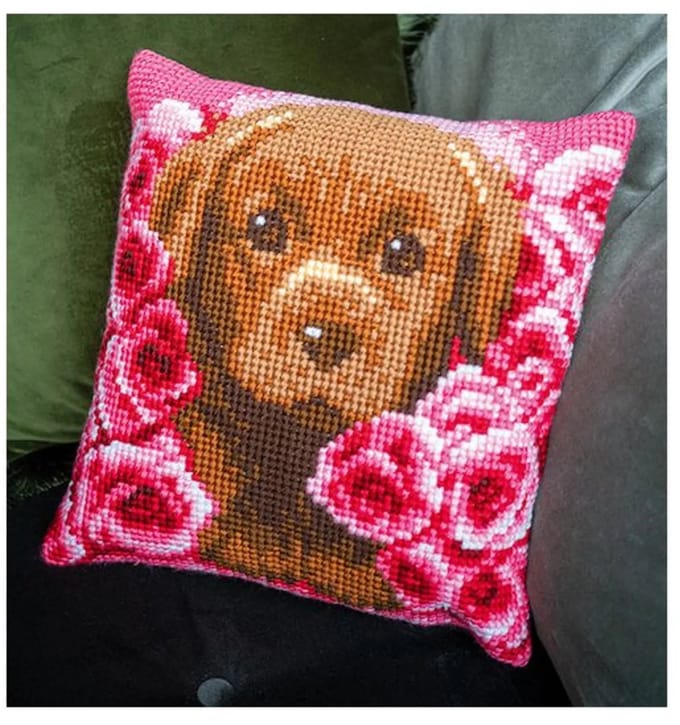 Kruissteekkussen kit Puppy tussen rozen