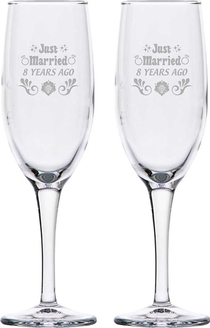 Gegraveerde set Champagneglazen 16,5cl Just Married 8 years ago