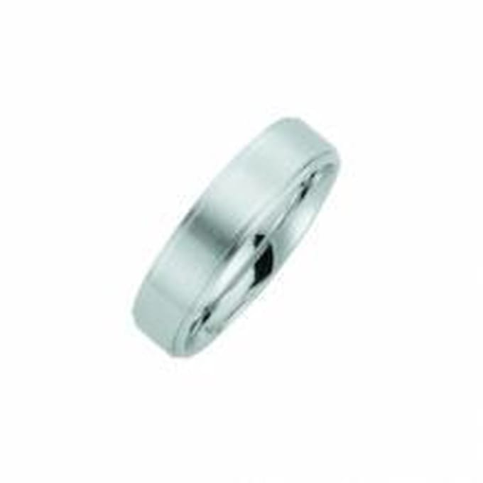 Kiss Me ring RVS KM143 maat 68