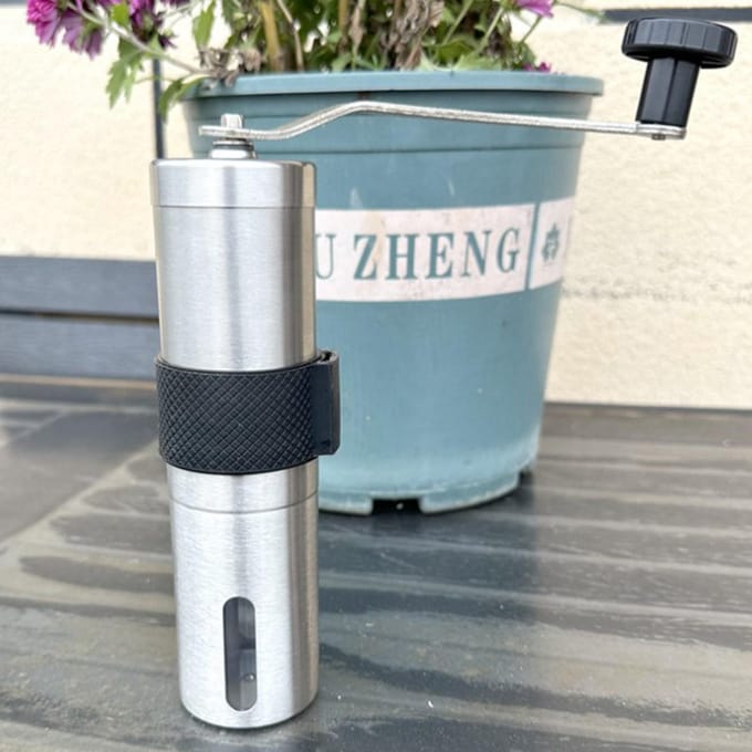 Moulin à café manuel en acier inoxydable pour cafetière à piston white