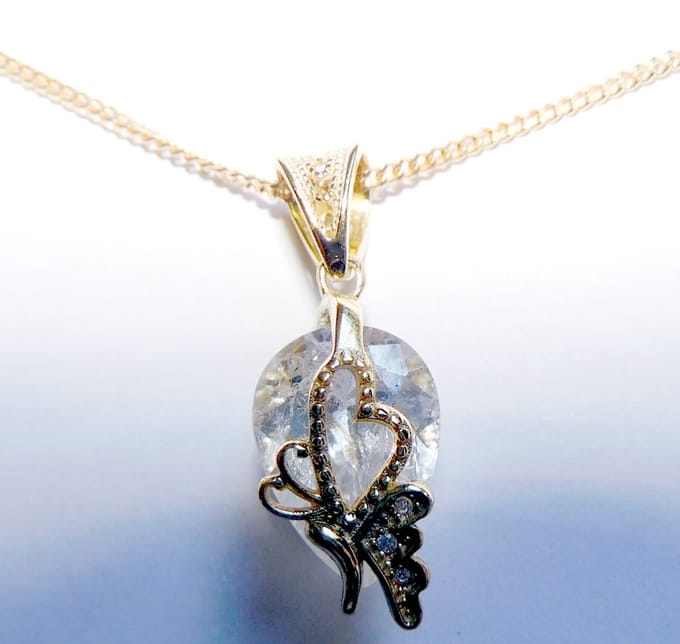 Hetty'S - Schitterend - goldplated zilver - collier - hanger - vlinder - grote peervormige Zirconia