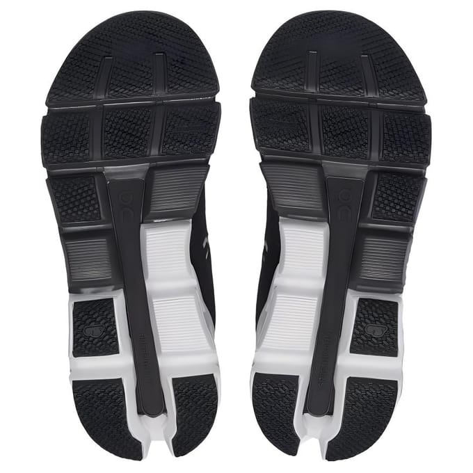 ON Cloudflyer 4 Zwart Wit Dames Sneakers 71.98671 39 black