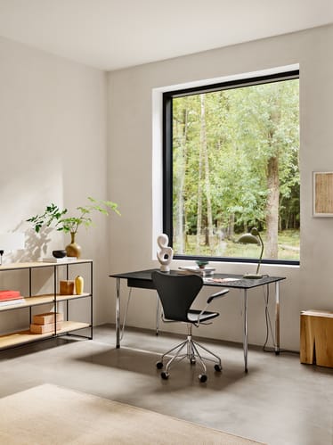 Fritz Hansen Kaiser Idell 6556-T - Tafellamp - olive green
