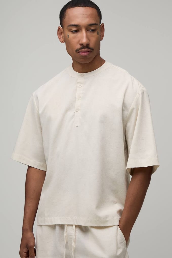 Oversized Boxy Linnen Blend Henley Shirt Met Korte Mouwen | Natural | Size Medium