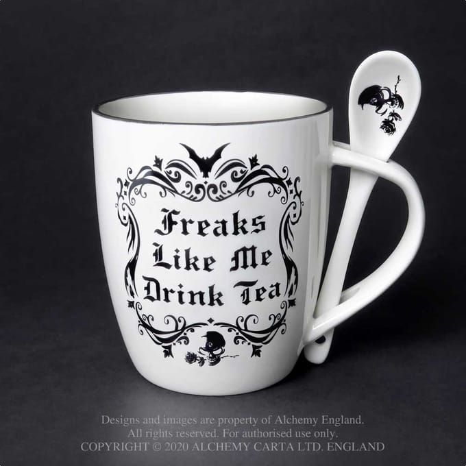 Alchemy England Freaks Like Me Drink Tea Kop wit-zwart Porselein -