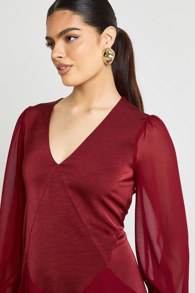 boohoo Dames Chiffon Mix Paneel Smock Jurk | Merlot | Maat: 36