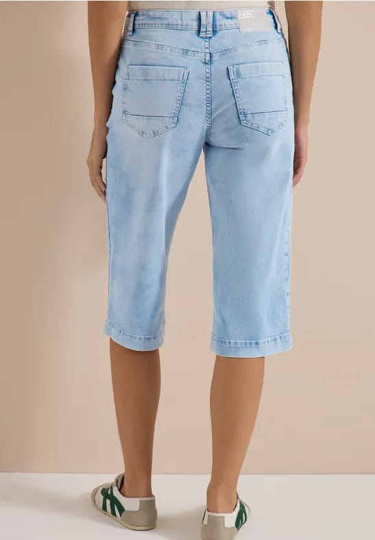 Wide Leg capri jeans in Loose Fit