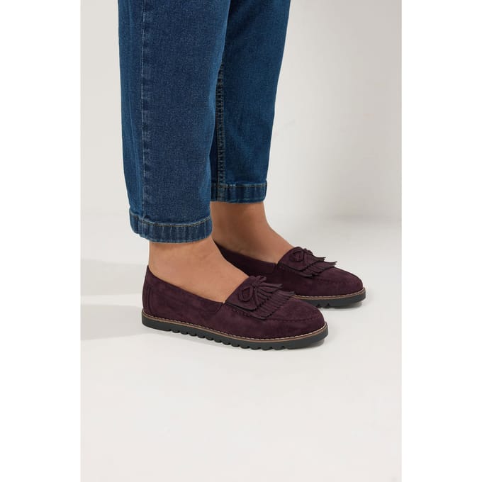 Yours Bordeauxrode Imitatiesuède Loafers Met Franje In Brede Epasvormsize 42E