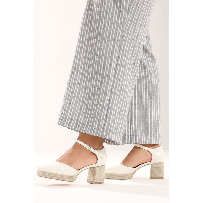 Yours Witte Espadrille Blokhakken Met Plateauzool In Extra Brede Eeepasvormsize 39EEE