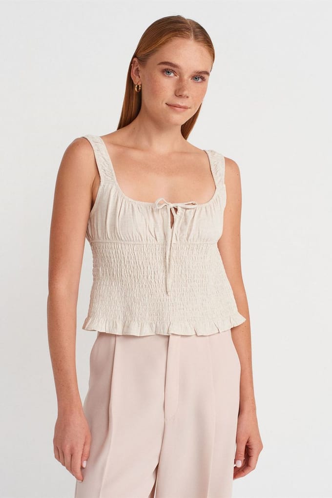Getailleerde Korte Mouwloze Blouse met Strikfront