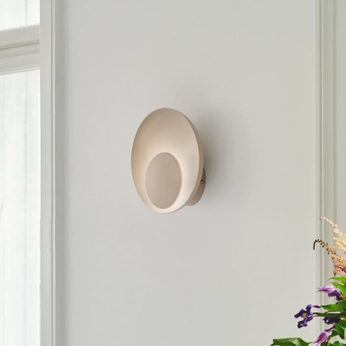 Nordlux LED wandlamp Marsi met kabel/stekker, beige