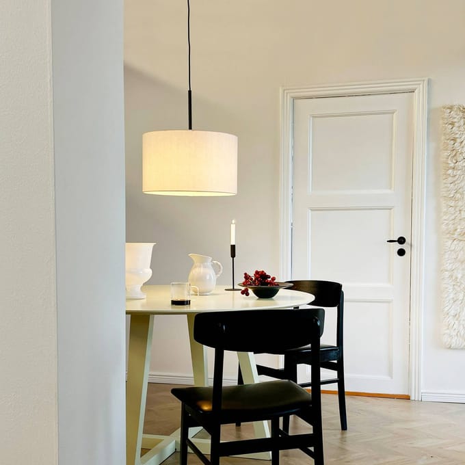 Dyberg Larsen hanglamp Calix, hoogte 50 cm, naturel wit